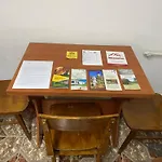 Holló