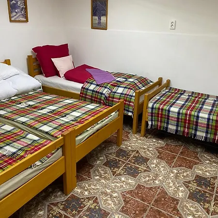 Gazde/Camere de închiriat Hollo Vendeghaz Szogliget