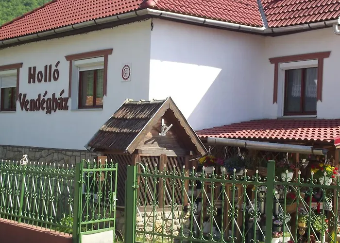 Holló * Szogliget